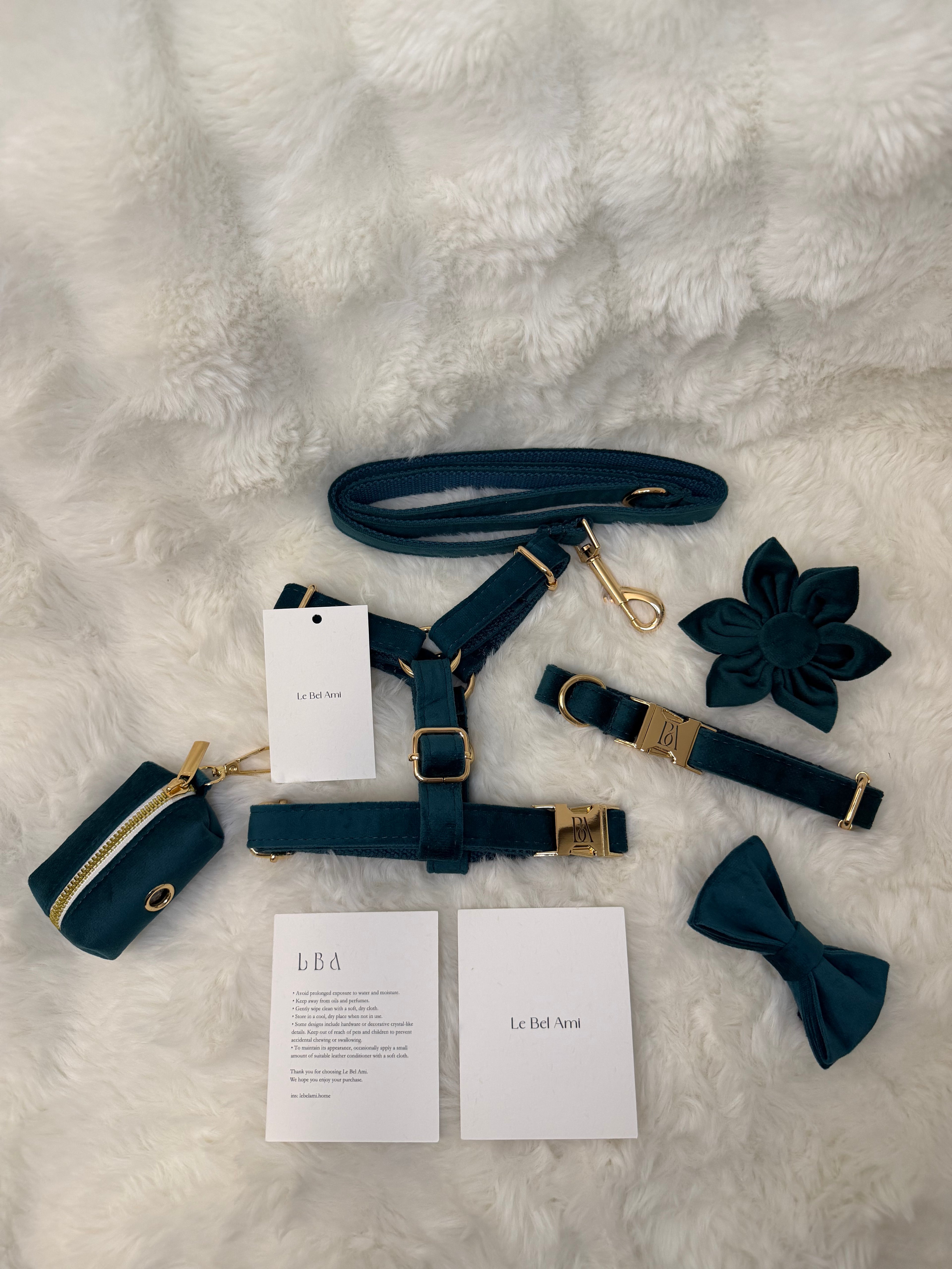 Pine Velvet Garden Set