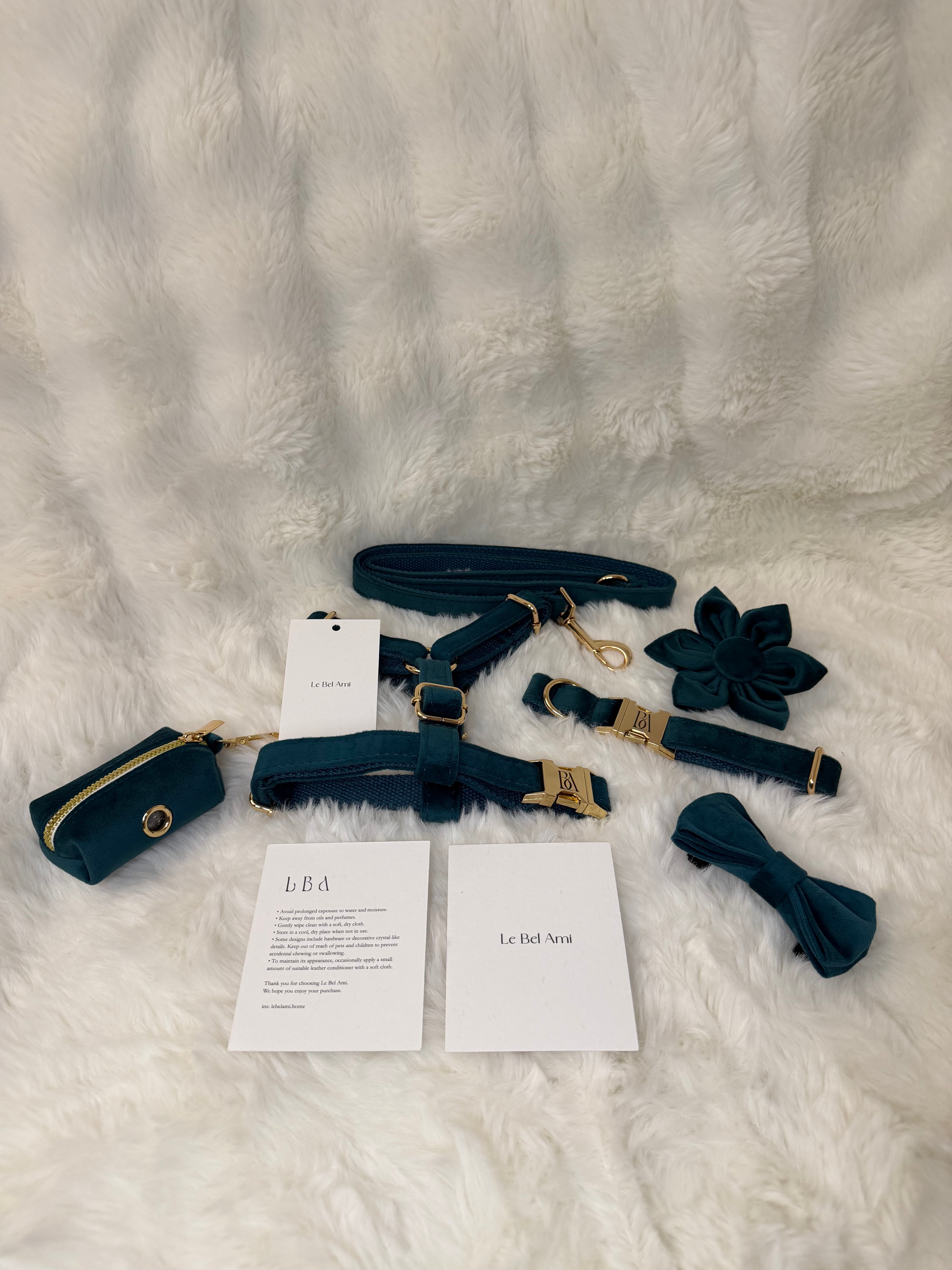 Pine Velvet Garden Set