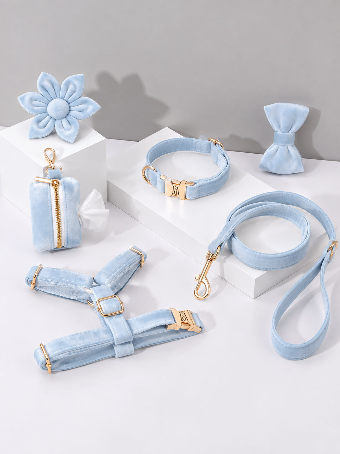 Aqua Baby Blue Velvet Garden Set