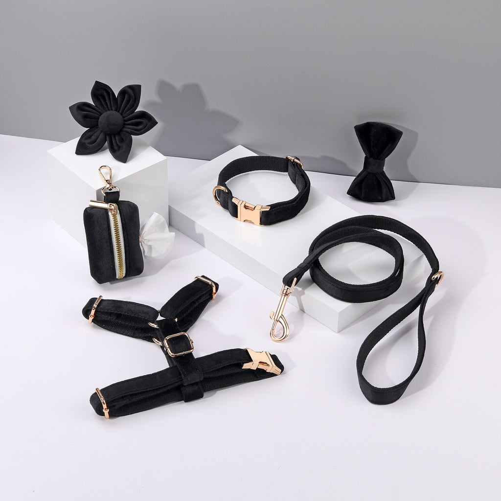 Noir Velvet Garden Set